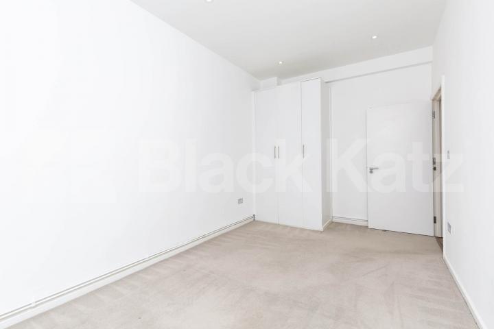 Within a warehouse conversion a modern and leek 1 bedroom apartment Ability Plaza - Kingsland Road, Dalston